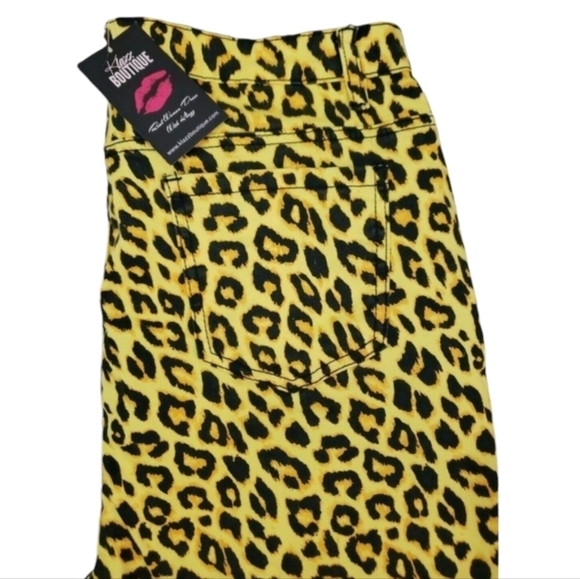 American Bazi ~Woman Plus Sz.3X~Yellow/Black Animal Print Pants Cotton Blend NWT - Picture 4 of 11